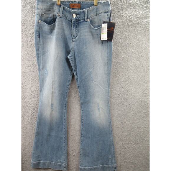 NWT Seven7 Premium Denim Flared Distressed Stretch Women's Jeans Size 30 / 11 - Picture 1 of 16